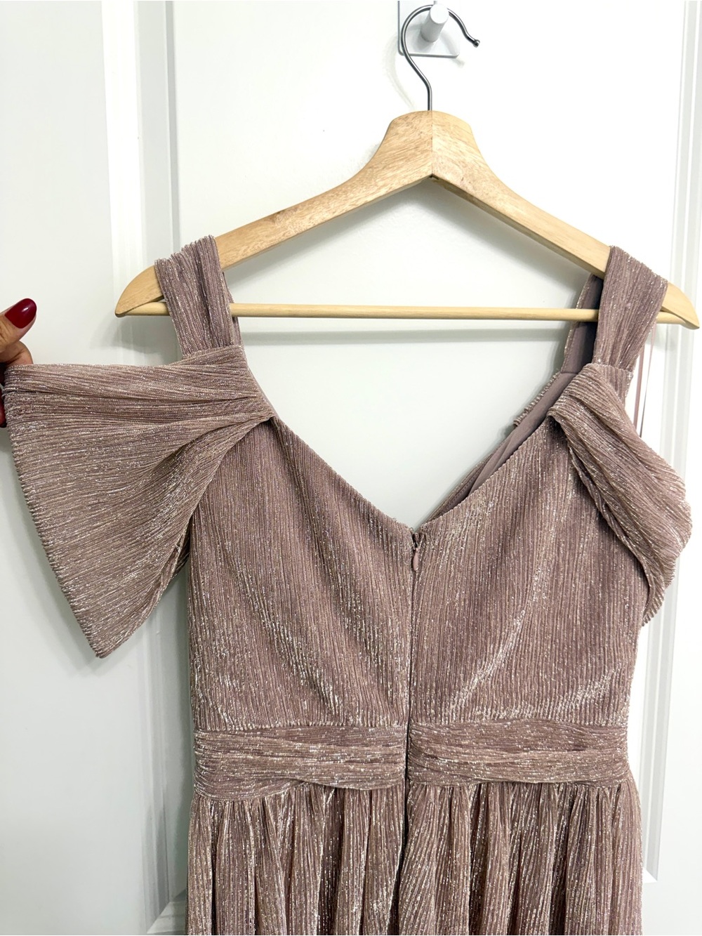 Blush Pink Shimmer Maxi Formal Dress Size 6 Melanie Lyne NWT - Picture 3 of 9